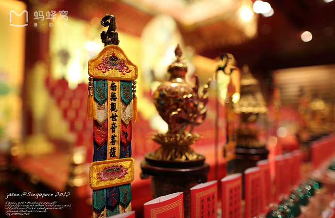 Chùa Phật Nha luôn đón chào du khách. Hãy đến tham quan và chiêm ngưỡng sự lung linh, lỗng lẫy của nơi này, nơi hội tụ những văn hóa Phật giáo từ nhiều miền đất.