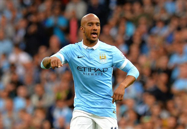 Man City treo giá bán Delph: Man City đã dùng 8 triệu bảng để chiêu mộ Delph từ Aston Villa năm 2015, tuy nhiên cầu thủ người Anh đã phải vật lộn để tìm vị trí thi đấu ở Etihad. Một phần khiến anh không thể cạnh tranh với các đồng đội chính là dính chấn thương liên tục. Theo đó, Man City muốn nhận được 12 triệu bảng mới đồng ý để anh ra đi, con số này cao hơn 4 triệu bảng so với mức giá mà The Citizens bỏ ra chiêu mộ anh 2 năm trước. Ảnh: Daily Mail