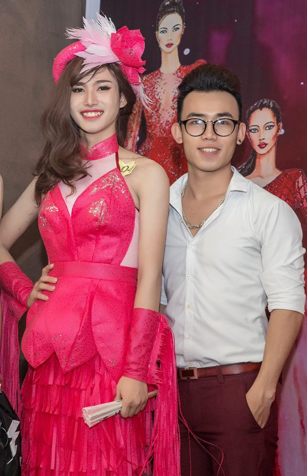Chính vì thế mà tốt nghiệp thủ khoa là một kết quả hoàn toàn xứng đáng cho những nỗ lực mà cậu bạn đã không ngừng rèn luyện trong suốt 5 năm qua.