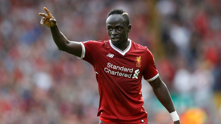 Liverpool có những vũ khí để hạ M.U: Chia sẻ trước báo giới, cựu tiền đạo Liverpool, Robbie Fowler tin rằng Liverpool có những thứ vũ khí để hạ gục M.U, bất chấp việc tiền vệ Sadio Mane sẽ không thể tham dự trận đấu này vì chấn thương.