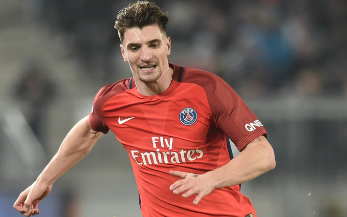 M.U cướp sao PSG: Theo thông tin chuyển nhượng bóng đá từ tờ Manchester Evening News, M.U đã sẵn sàng gửi đề nghị 30 triệu bảng để giải cứu hậu vệ Thomas Meunier của PSG. Cầu thủ 26 tuổi này đang bị mắc kẹt trên băng ghế dự bị khi Dani Alves mới là lựa chọn số 1 cho vị trí hậu vệ phải. Ảnh: Manchester Evening News