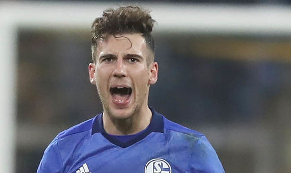 Barca chuyển hướng ký sao Schalke 04: Theo thông tin chuyển nhượng bóng đá mới nhất được phát đi từ Barcelona, sau khi gặp khó trong thương vụ Coutinho nên đội bóng xứ Catalan được cho chuyển mục tiêu sang gương mặt tiềm năng Leon Goretzka của Schalke 04.