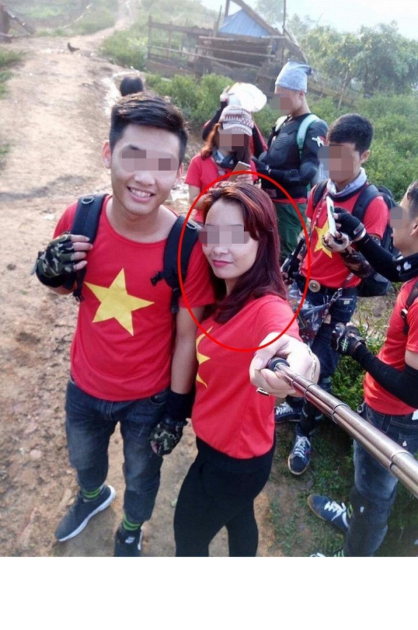 Sự việc nữ phượt thủ đi taxi 200km và gọi đồng bọn để tính "xù tiền" bắt đầu được thổi bùng lên khi các dân mạng cùng nhau chia sẻ một bài viết có đăng tải thông tin người tìm trên một fanpage quy tụ rất nhiều lái xe và những người yêu xe.