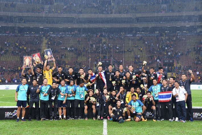 Sau chức vô địch SEA Games 29, Thái Lan trở thành đội bóng vô địch bóng đá nam nhiều nhất lịch sử SEA Games với 16 lần. Ảnh trong bài: Siam Sport