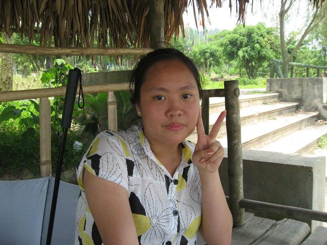 Trước khi lấy chồng, thân hình to béo cộng với làn da ngăm khiến Trang trở thành cô gái xấu xí, thô kệch. Mùa nóng, chẳng bạn nào dám ngồi cạnh cô gái tới từ Nam Định này vì mồ hôi nhiều như tắm, trông rất "mất thẩm mỹ".