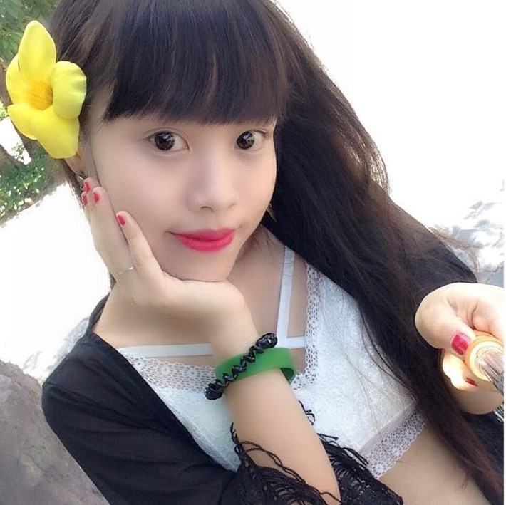 6 tháng trước ngày cưới, Trang trở về mốc cân nặng 49 kg. Kỷ lục cô chưa từng chạm tới. Chế độ luyện tập và ăn kiêng kiên trì bấy lâu của cô đã đến lúc phát huy tác dụng.