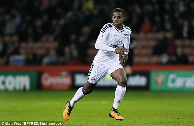 Đại gia ở Premier League đổ xô đi săn Sessegnon: Tờ Mail vừa hé lộ, hợp đồng của thần đồng bóng đá Anh Ryan Sessegnon với CLB Fulham không có điều khoản giải phóng và như thế một loạt đại gia ở giải Ngoại hạng sẽ phải cạnh tranh giá cực kỳ khốc liệt nếu muốn chiêu mộ cầu thủ chạy cánh trái 17 tuổi này. Ảnh: Mail