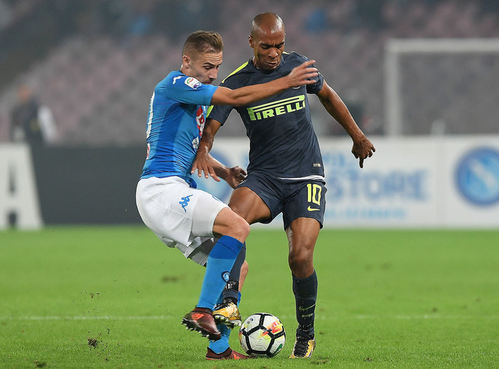 Arsenal nhắm tiền vệ 40 triệu euro của Inter: Theo TuttoMercatoWeb, Arsenal đang quan tâm đến tiền vệ Joao Mario của Inter Milan. Đội bóng Serie A dường như quyết định đưa Mario vào danh sách chuyển nhượng tháng Giêng tới. Ảnh: TuttoMercatoWeb