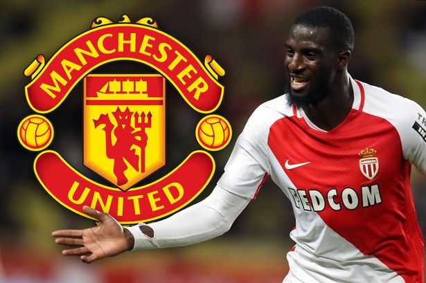 Bakayoko chờ M.U: Chelsea hiện đang tích cực theo đuổi tiền vệ Tiemoue Bakayoko của Monaco. Nhưng theo Manchester Evening News, tiền vệ này muốn chờ đợi lời mời từ phía Man Utd trước khi đưa ra quyết định cuối cùng. Được biết, Bakayoko muốn tới Old Trafford vì là bạn thân của Anthony Martial. Ảnh: Manchester Evening News.