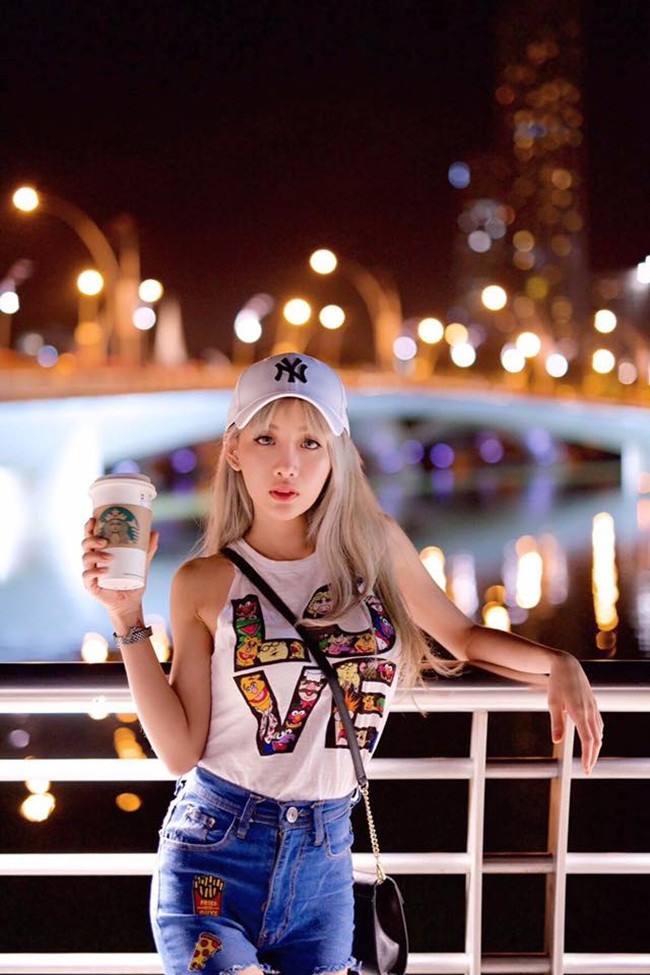 Trên trang Instagram cá nhân, Lookgade Chadaporn sở hữu tới hơn 180.000 người theo dõi.