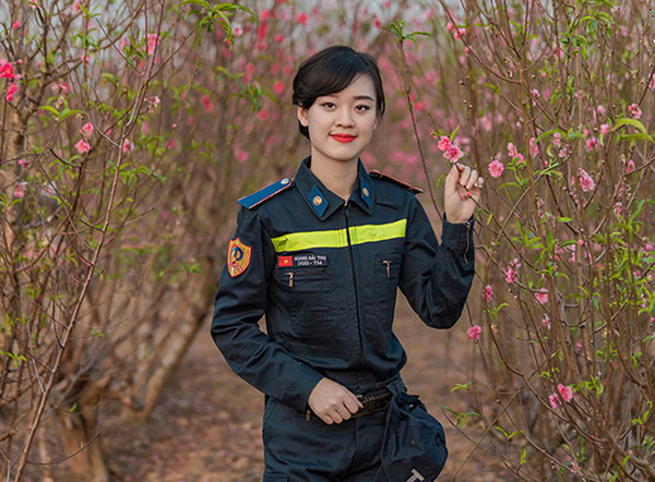 Hoàng Hải Thu (sinh năm 1995) hiện là nữ sinh ĐH Phòng cháy chữa cháy vừa qua rất được chú ý khi giành Á khôi 3 cuộc thi người mẫu Việt Nam qua ảnh. Ảnh trong bài: Facebook nhân vật.