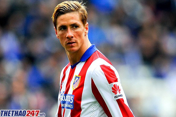 Torres đến Trung Quốc hưởng lương cao nhất thế giới?: CLB Shanghai SIPG muốn biến Torres trở thành cầu thủ hưởng lương cao nhất thế giới trong bản hợp đồng 3 năm. Tại đây Torres sẽ tái ngộ với ông thầy cũ Villas-Boas, đá cặp với Hulk, Oscar nơi hàng công. Shanghai SIPG cũng lên kế hoạch xây dựng Torres trở thành biểu tượng của đội bóng, vượt qua Carlos Tevez của đại kình địch cùng thành phố là Shanghai Shenhua.