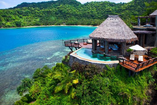 Căn Hilltop villa trên đảo Laucala (Fiji) có giá 45.000 USD/đêm (1 tỷ đồng) nhờ tầm nhìn toàn cảnh đảo và biển tuyệt đẹp. Ảnh: TripAdvisor.