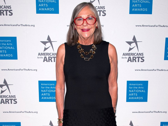 Alice Walton sở hữu khoảng 40,4 tỷ USD. Bà đã ly dị 2 lần và không có con.