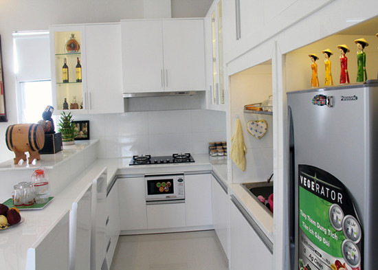 Khu bếp đơn giản dành cho những gia đình có diện tích nhỏ. Ảnh: Homedit.