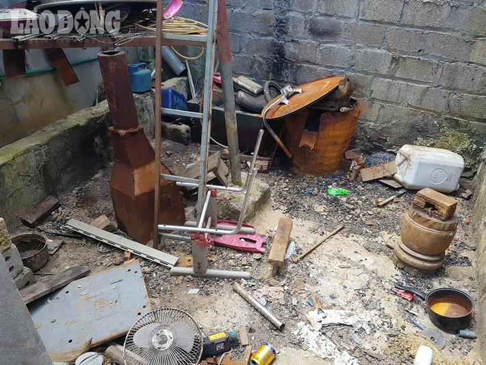 Phía thông ra bên ngoài của mật đạo có một căn phòng được cho là nơi chế biến ma túy của ông trùm Nguyễn Văn Thuận.