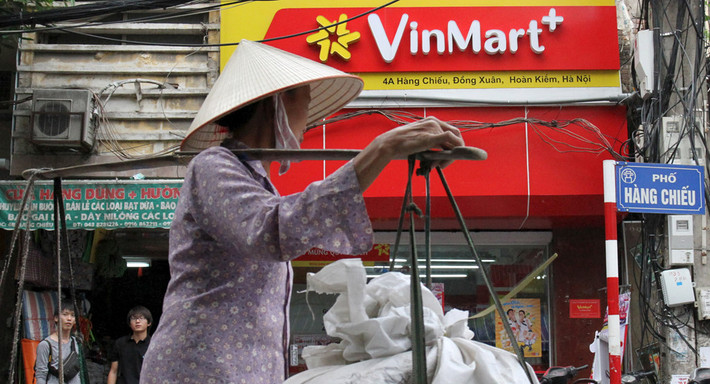 Xếp sau Vinaphone là Tập đoàn đa ngành Vingroup với 307,2 triệu USD. Tập đoàn Vingroup từng vị trí số 1 trong Top 500 doanh nghiệp tư nhân lớn nhất Việt Nam 2017 tại bảng xếp hạng do Vietnam Report. Ảnh: Reuters.