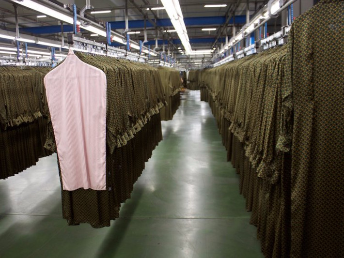 Sản phẩm sau khi hoàn thành sẽ gửi lại về trụ sở của Zara.