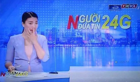 Ngày 22/11, khán giả chia sẻ bức ảnh chụp được MC Tuyết Vinh ngoáy mũi khi đang dẫn chương trình truyền hình trực tiếp Người đưa tin 24g. Bức ảnh lập tức trở thành đề tài bàn tán trên mạng. Đây không phải lần đầu các MC Việt hớ hênh trên sóng truyền hình.