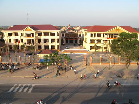 Nhờ những điều kiện đáp ứng yêu cầu dự án nuôi thịt bò của Hoàng Anh Gia Lai, bốn xã của huyện Cẩm Xuyên gồm: Cẩm Mỹ, Cẩm Quan, Cẩm Hưng và Cẩm Thịnh sẽ triển khai dự án bước đầu.