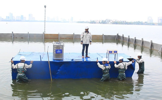 Công nghệ này gồm hai thiết bị, đó là: Các máy sục khí Nano và các tấm vật liệu thiên nhiên Bioreactor (được làm từ đá núi lửa của Nhật Bản). Việc đặt các máy sục khí công nghệ nano để tăng hiệu quả, tốc độ xử lý và giảm lượng bùn ở dưới đáy khi tạo ra các bọt khí kích thước siêu nhỏ.