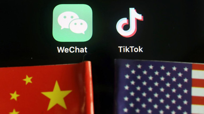 Theo đó, việc tải 2 ứng dụng này trên lãnh thổ Mỹ đều bị cấm trên AppStore, Google Play hay bất cứ nhà cung cấp ứng dụng nào trên các nền tảng "có thể tiếp cận từ Mỹ". Người dùng đã có sẵn WeChat trong các thiết bị cầm tay có thể gặp khó khăn khi sử dụng, như ứng dụng bị chậm, lỗi do các dịch vụ Internet của Mỹ sẽ không hỗ trợ từ ngày 20/9.