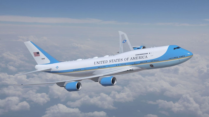 Sau nhiều năm sử dụng, Không Lực Một Boeing 747-200 sẽ được thay thế bằng một máy bay mới. Ảnh: Không quân Mỹ