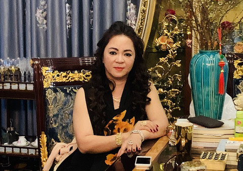 Bà Phương Hằng còn là người sáng lập Quỹ từ thiện Hằng Hữu nghìn tỷ đồng. Quỹ được ký kết hoạt động vào tháng 9/2014, đúng ngày sinh nhật của con trai ông Dũng, bà Hằng. Ảnh: Congan