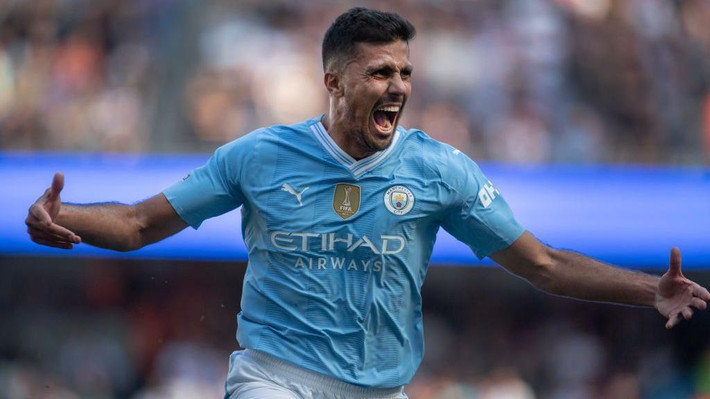 Hiện tại, mức lương của Rodri tại Manchester City là 220.000 bảng (7 tỷ đồng) mỗi tuần. Ảnh: BBC