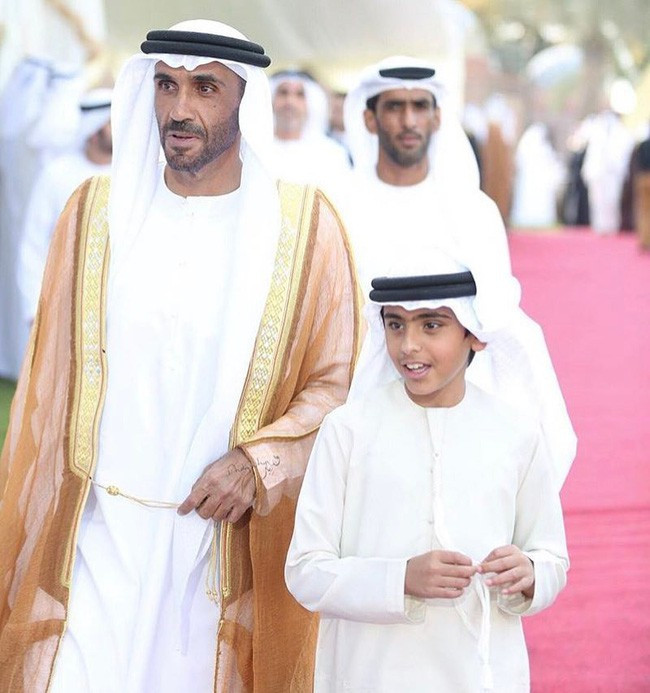 Mỗi bức ảnh của Hoàng tử UAE đều có hàng nghìn lượt thích và bình luận từ các fan. Ảnh: Instagram.