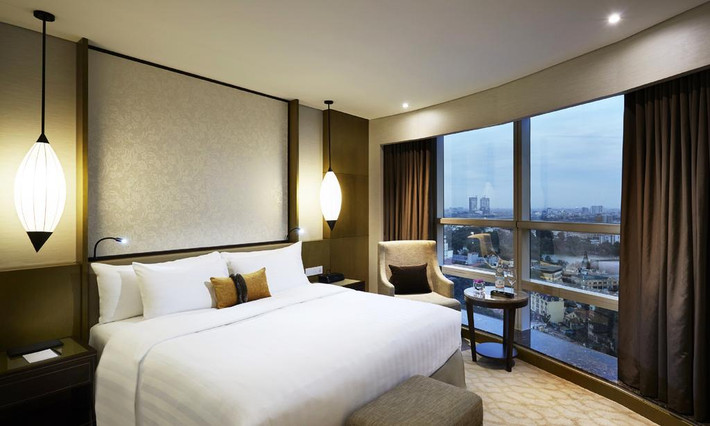 Phòng Presidential Suite sang trọng nhất, rộng 165 m2 và nằm trên tầng 22, chỉ dành cho những nhân vật đặc biệt. Ảnh: Booking.