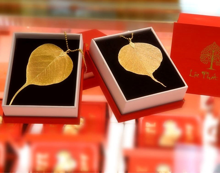 Dây chuyền vàng 24K lá bồ đề cũng thu hút sự chú ý của nhiều khách hàng. Ảnh: Doji.