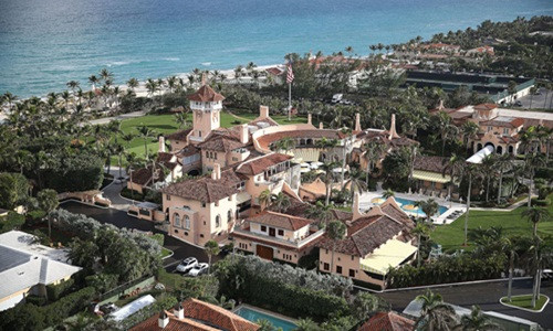 Mar-a-Lago là khu nghỉ dưỡng của Tổng thống Mỹ Donald Trump, thuộc bang Florida (Mỹ). Địa điểm này còn được biết đến với tên gọi "Nhà Trắng mùa đông".