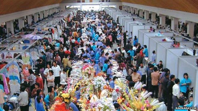 Các khu chợ truyền thống ở Triều Tiên cũng tương tự nhiều điểm buôn bán khác ở châu Á với từng sạp hàng nhỏ. Ảnh: Naenral.