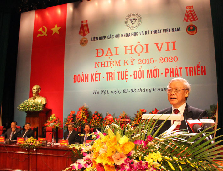 Tham dự đại hội có Tổng Bí thư Ban Chấp hành Trung ương Đảng Nguyễn Phú Trọng, Phó Thủ tướng Chính phủ Vũ Đức Đam, Chủ tịch Mặt trận Tổ quốc Việt Nam Nguyễn Thiện Nhân cùng nhiều vị khách quý. Trong ảnh: Tổng Bí thư Nguyễn Phú Trọng phát biểu tại Đại hội.