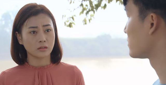 Sau cặp Viễn - Mận, cặp Khoa (Đình Tú) và Uyên (Phương Oanh) cũng chiếm nhiều cảm tình của người xem.