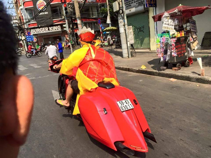 Đường Tăng xuống phố.