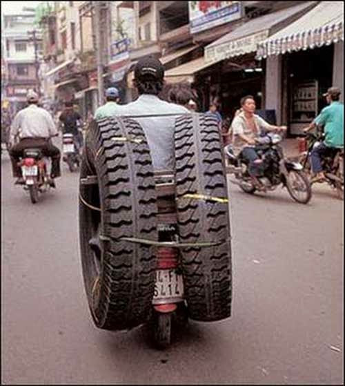 Hình ảnh giao thông chỉ có ở Việt Nam.