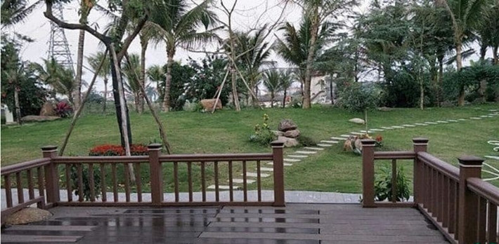 Ngôi nhà của Xuân Bắc được các kiến trúc sư đánh giá là vừa đẹp, vừa mang nét văn hóa truyền thống. Ảnh: Mogi