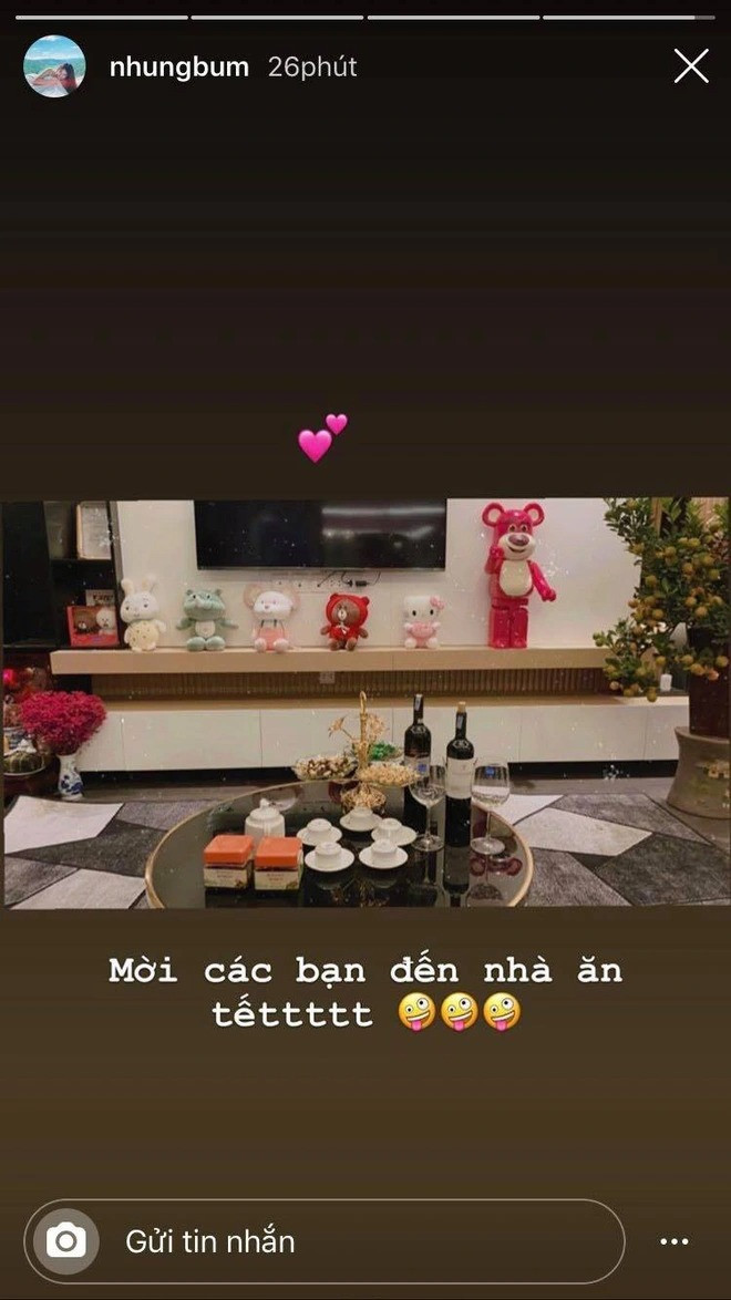 Dù không chia sẻ quá nhiều thông tin liên qua đến nơi ở, nhưng qua một số hình ảnh hiếm hoi đăng tải trên trang cá nhân, có thể thấy căn hộ của Văn Toàn khá tiện nghi. Ảnh: FBNV
