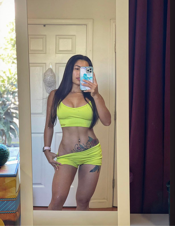 Để có được thân hình nóng bỏng như hiện tại, Thủy Triều đã tìm đến GYM với mong muốn rèn luyện sức khỏe và trở nên quyến rũ hơn. Cô luôn duy trì lịch tập đều đặn 5 buổi/ tuần và mỗi lần tập là 1 giờ đồng hồ.