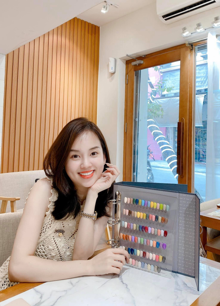 Phương châm mà Ly Kute đặt ra cho mình khi trở thành single mom là: "Dù có bận thế nào thì ngày Chủ nhật vẫn luôn là ngày của con".