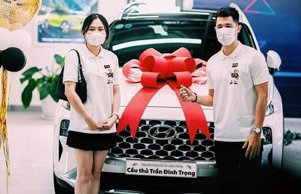 Đình Trọng và bạn gái bắt đầu hẹn hò từ thời học cấp 3.
