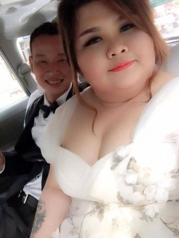 Chứng kiến câu chuyện của anh Hải Thanh và chị Kim Ngân, netizen để lại nhiều bình luận với đại ý rằng các cặp đôi sinh ra là dành cho nhau, định mệnh đã đưa hai con người xa lạ trở thành một mảnh ghép hoàn hảo.