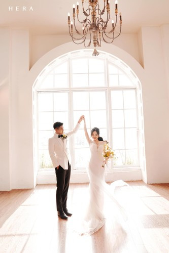 Căn nhà trang trí khá gọn gàng, lấy tông xám trắng làm chủ đạo và từng được Mai Hà Trang khoe trên trang cá nhân.