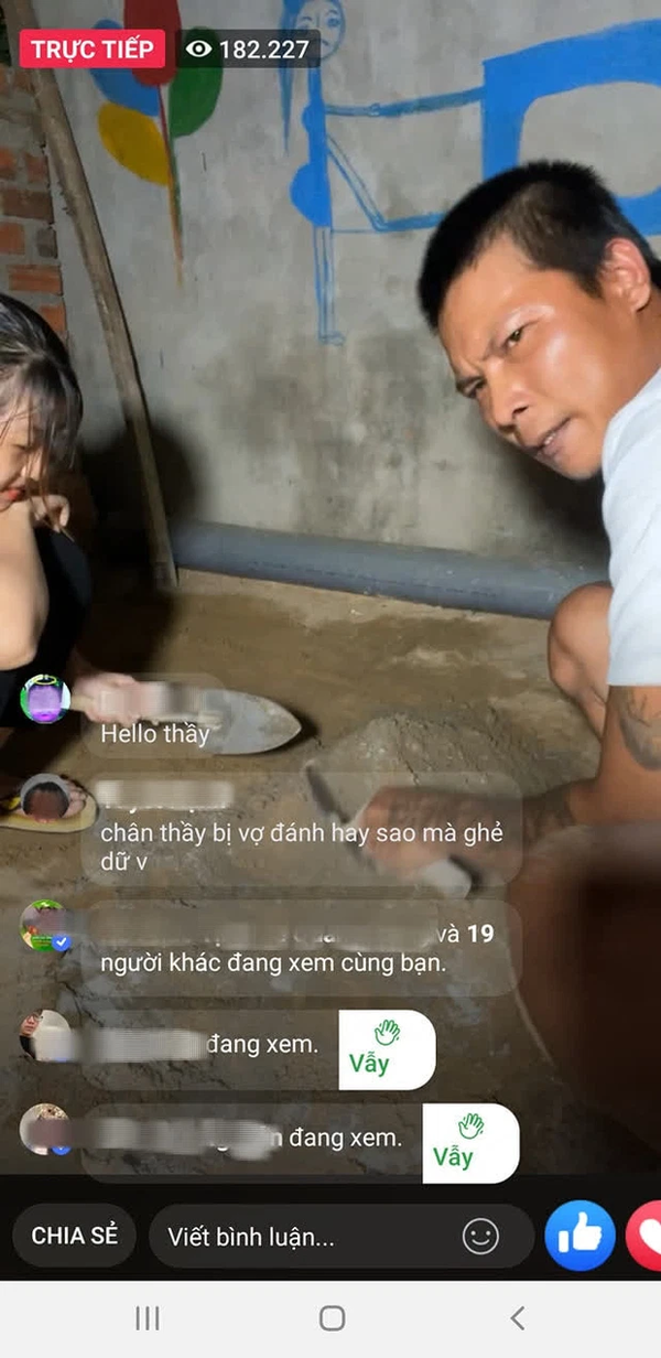 Tận dụng sự nổi tiếng từ những bình luận hài hước trên các Fanpage lớn, hiện tượng mạng Lộc Fuho đã lập kênh YouTube để chia sẻ về cuộc sống hàng ngày, đặc biệt là về công việc phụ hồ. Đáng chú ý, những livestream dạy nghề làm hồ, trộn vữa,... của anh đã thu về lượt xem “khủng”, thậm chí còn giúp Lộc “đổi đời”, thu nhập khá khẩm và ổn định cuộc sống.