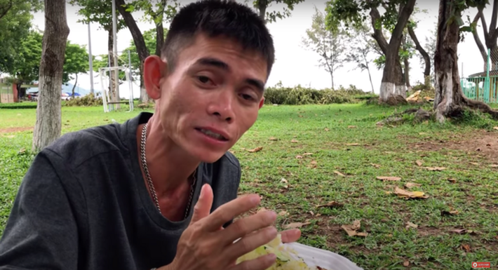 Trước khi có cuộc sống yên ổn như hiện tại, vợ chồng Soytiet cũng phải trải qua quãng thời gian vất vả vì ốm nghén như bao cặp vợ chồng khác.