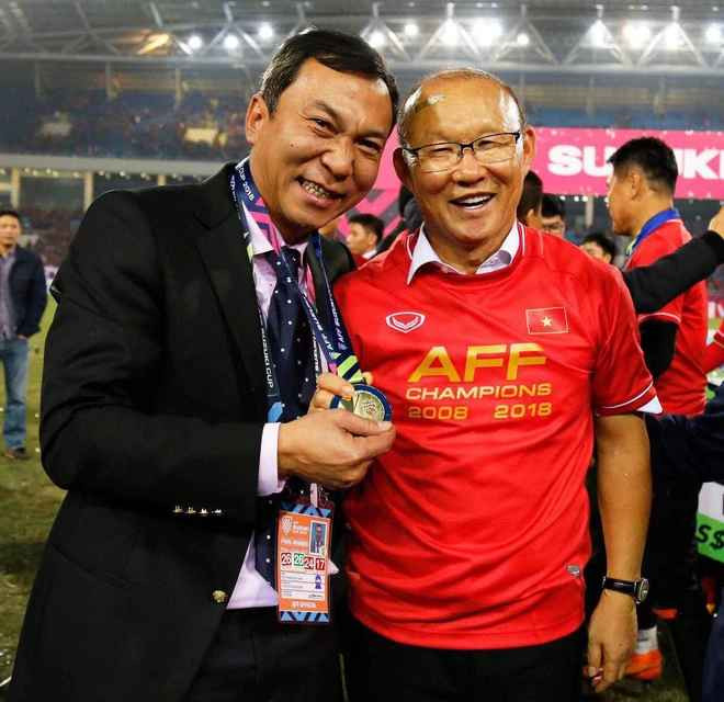 Chiếc cúp vàng AFF Cup cũng khép lại 1 năm vô cùng thành công của HLV Park Hang Seo cũng như bóng đá Việt Nam trong năm 2018.