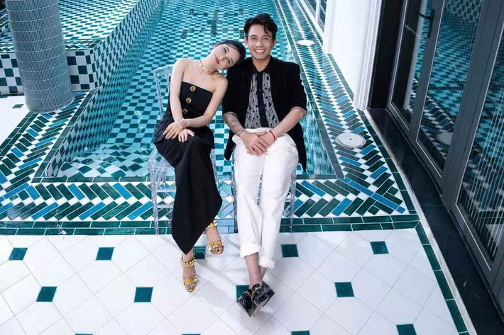 Đại gia Minh Nhựa rất cưng chiều, yêu thương và tôn trọng mọi sở thích của bà xã.