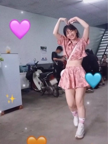 Được biết, đây là thiết kế từng được Ngọc Trinh lựa chọn trong một sự kiện.